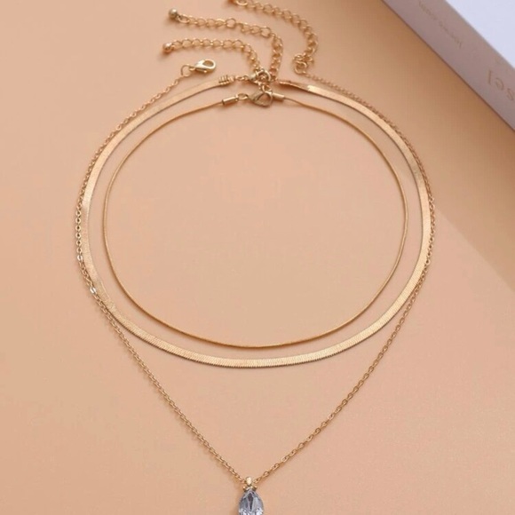 👑NEW WOMEN’S GOLD WATER DROP LAYERED NECKLACE! - Picture 5 of 8